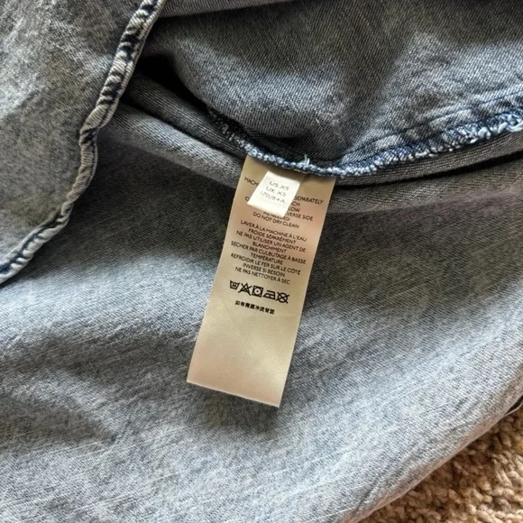 Free People “Samantha Ruffle Buttondown” Denim Shirt
Size XS oversized - Picture 13 of 15